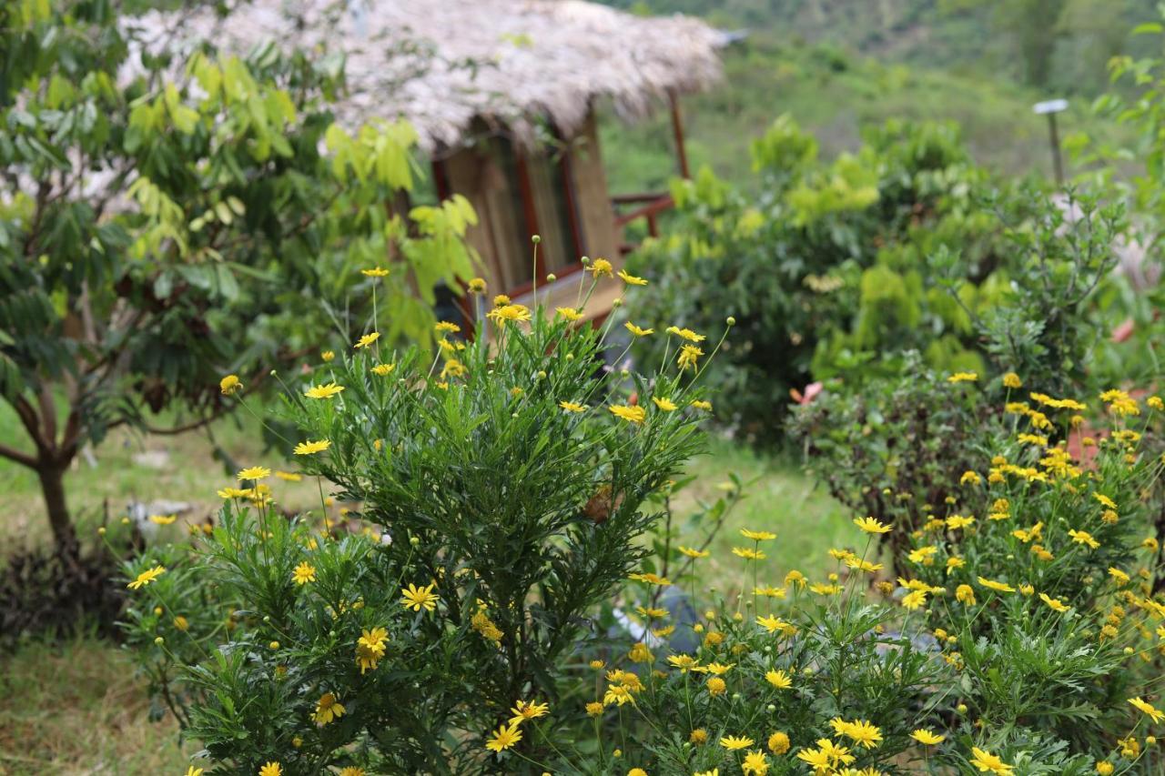 Appartamento Moc Chau Peachy Garden Esterno foto